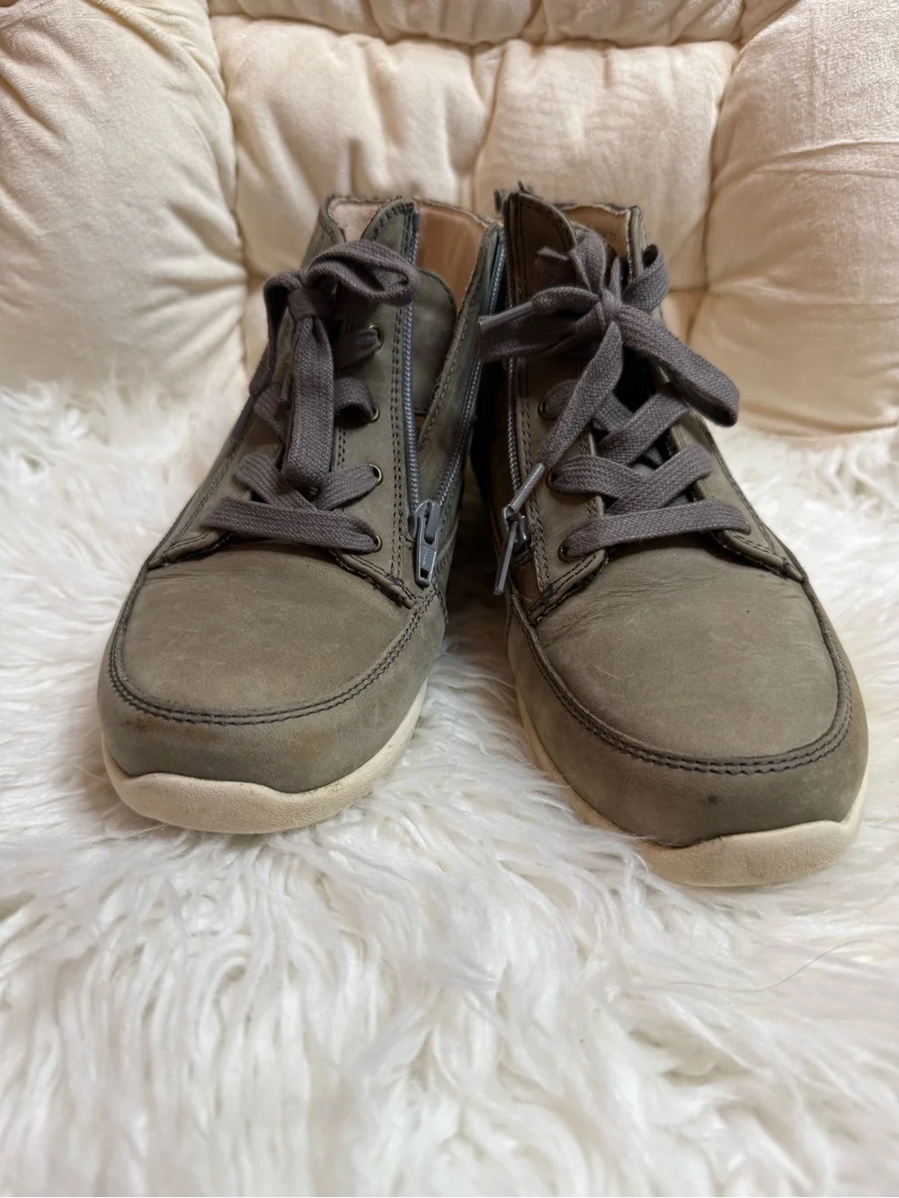 Vionic Shawna Womens Gray/Green Leather Side Zip Ankle Boots Comfort Size 8